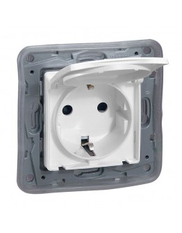 Priză cu capac 2 poli 250V